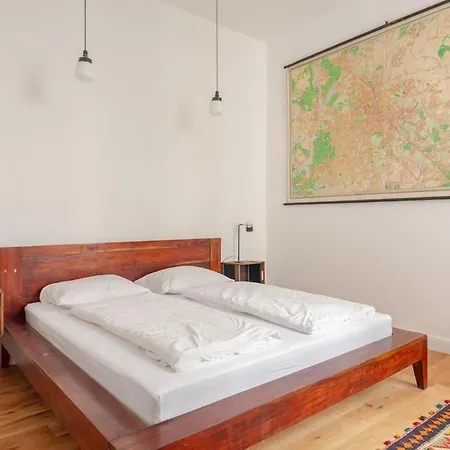 Tolles Im Helmholz-kiez Prenzlauer Berg