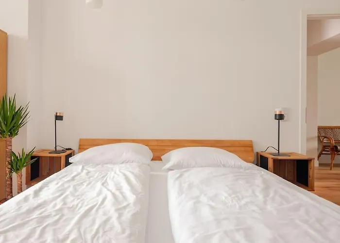 Appartamento Tolles Im Helmholz-kiez Prenzlauer Berg Berlino